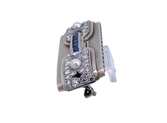 UK Art Deco brooch with pearls