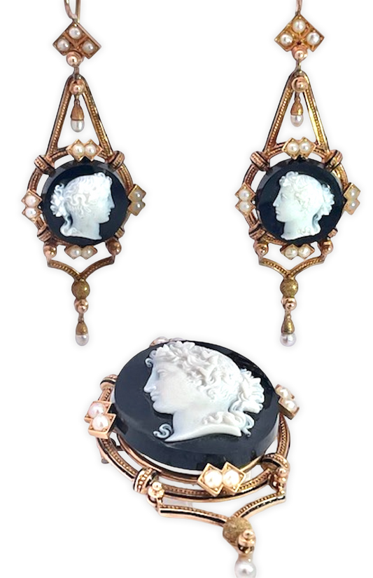 14K Sardonyx Cameo Brooch & Earrings