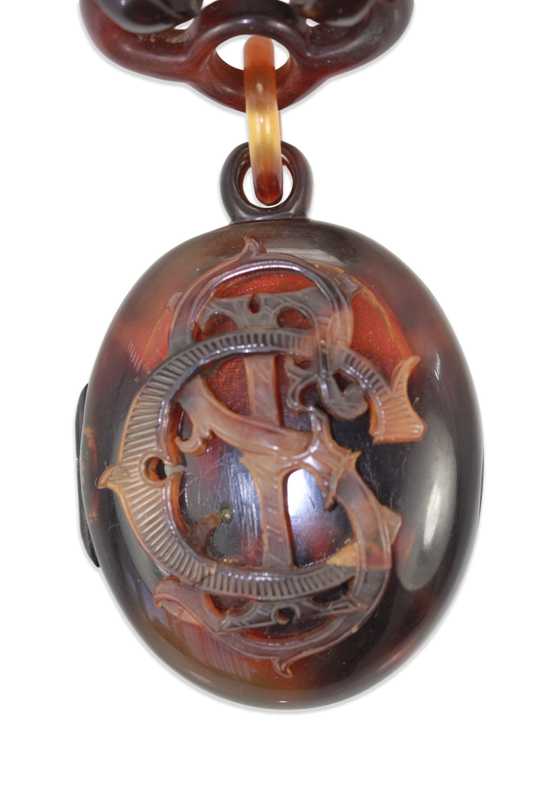 1890s tortoise link locket