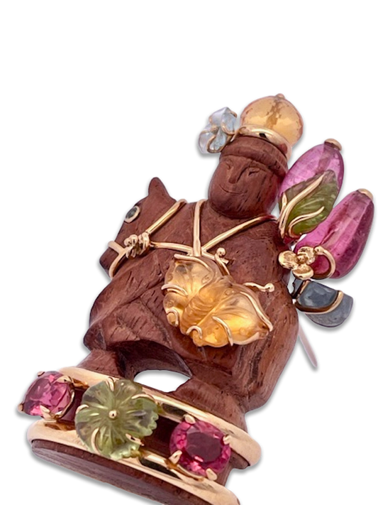 Vintage Schepps chessman pin