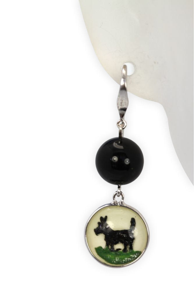 Intaglio Underglass Scottie Dog Mother Of Pearl & Onyx Earrings