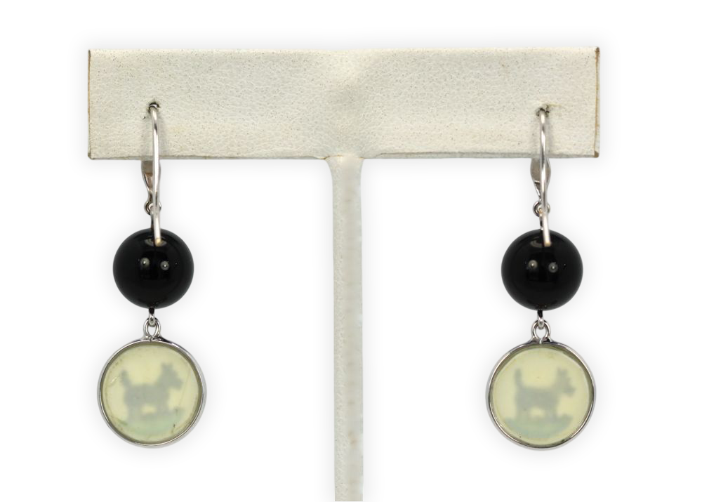 Intaglio Underglass Scottie Dog Mother Of Pearl & Onyx Earrings