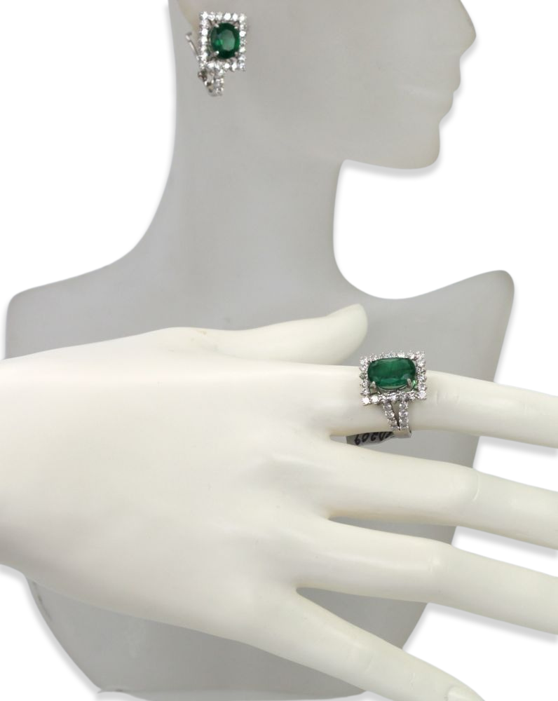 Emerald Diamond Ring