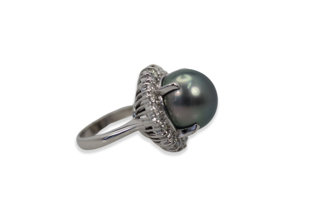 Tahitian Black South Sea Pearl Ring