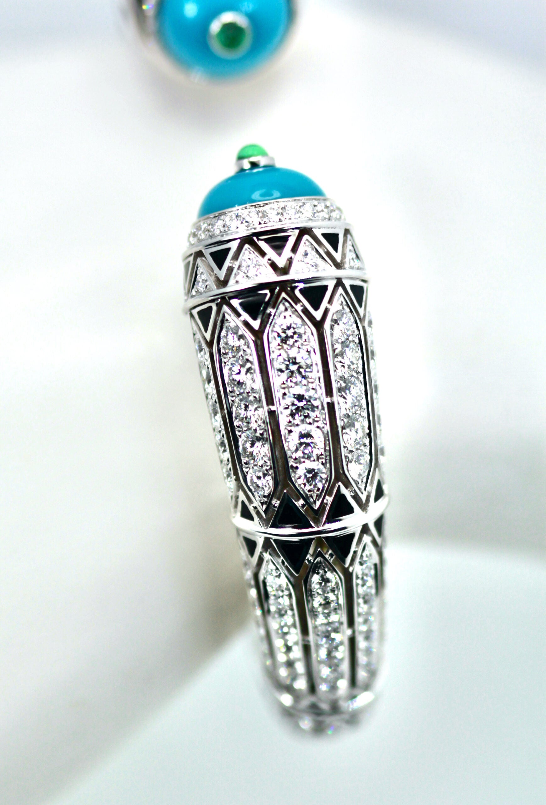 Cartier Deco bracelet with turquoise and 540 diamonds