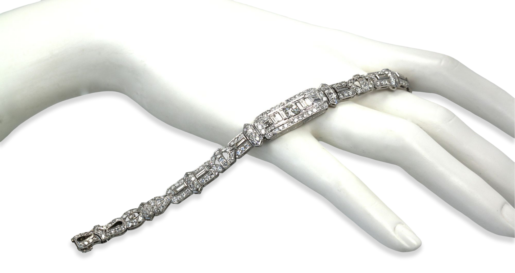 Deco 18K Round & Baguette Diamond 6.97 Carats Bracelet