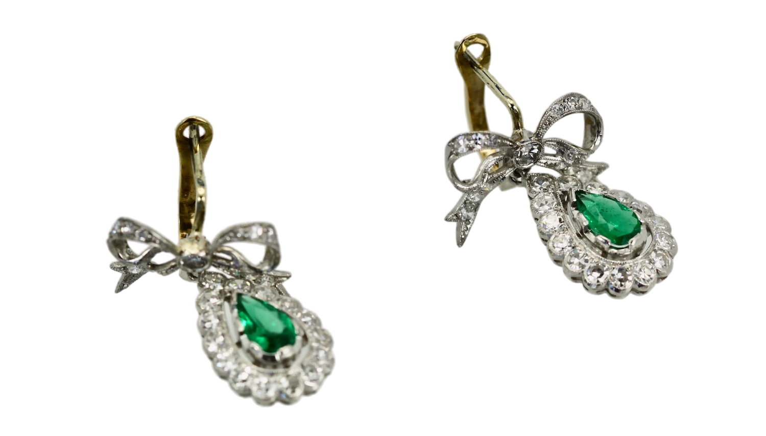 Pair of emerald and diamond earrings 