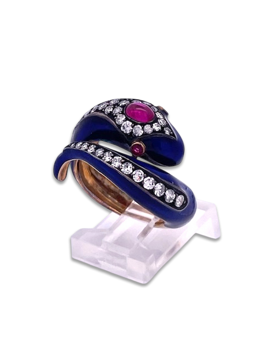 Vintage snake ring with ruby eyes and diamond head