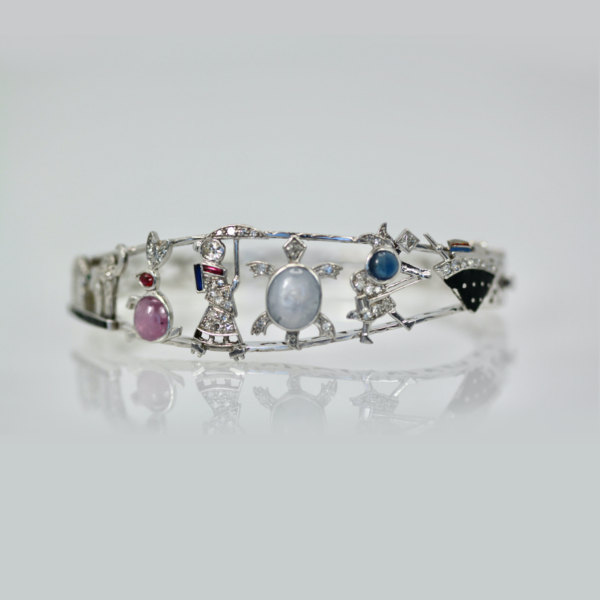 Deco-style platinum bracelet