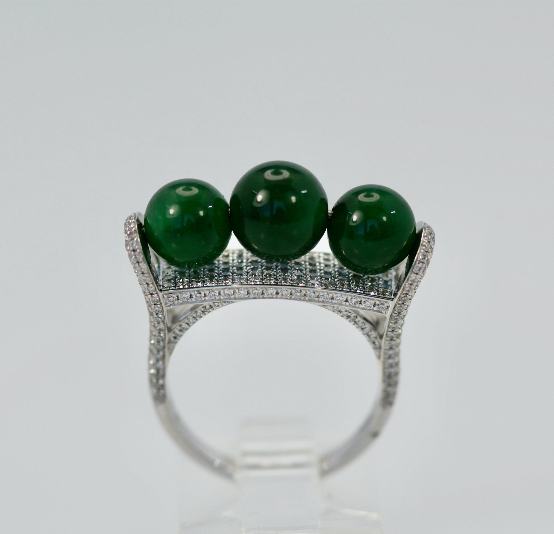 Jadeite Bead and Diamond Ring