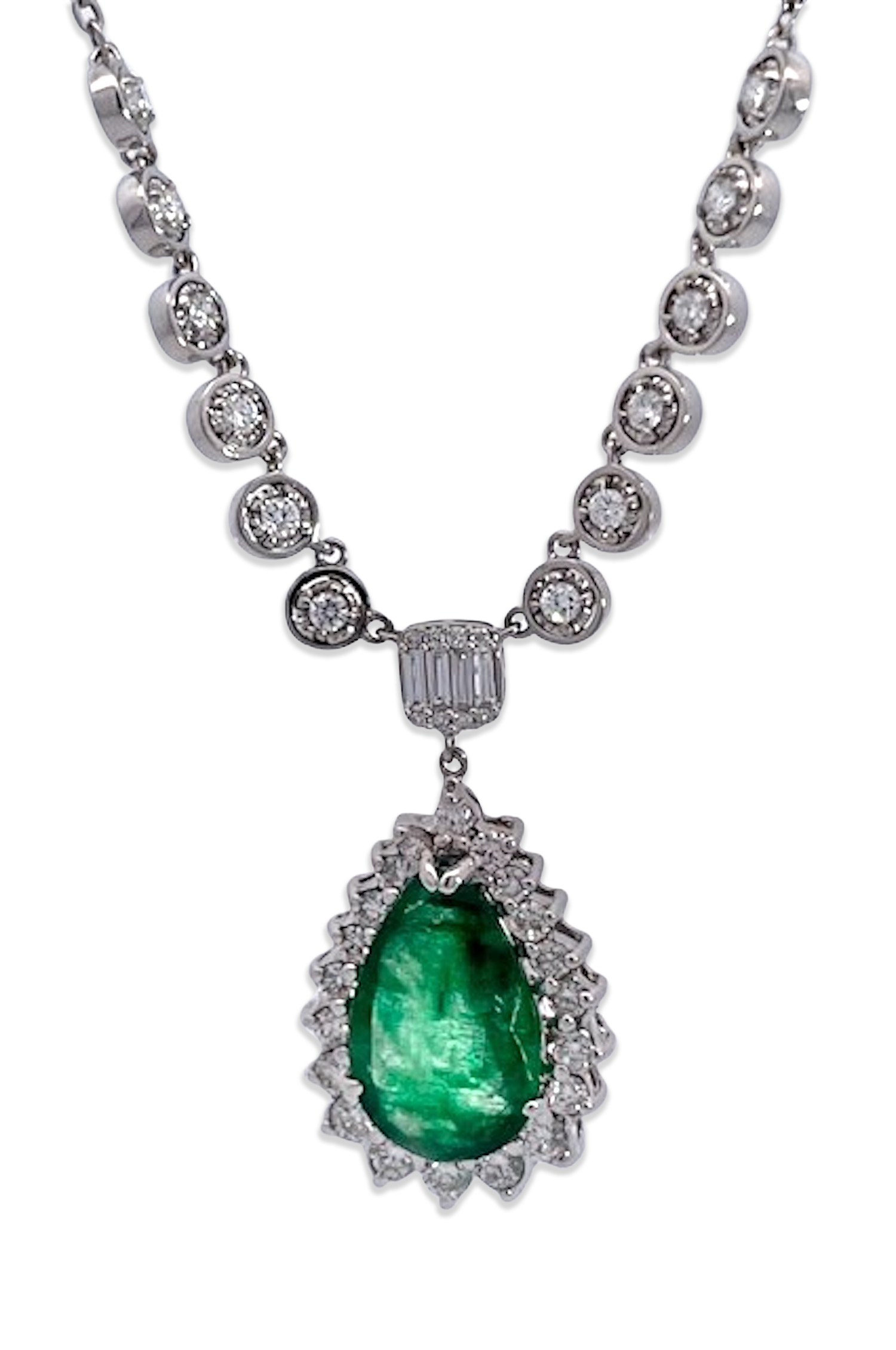 Diamond halo emerald ring