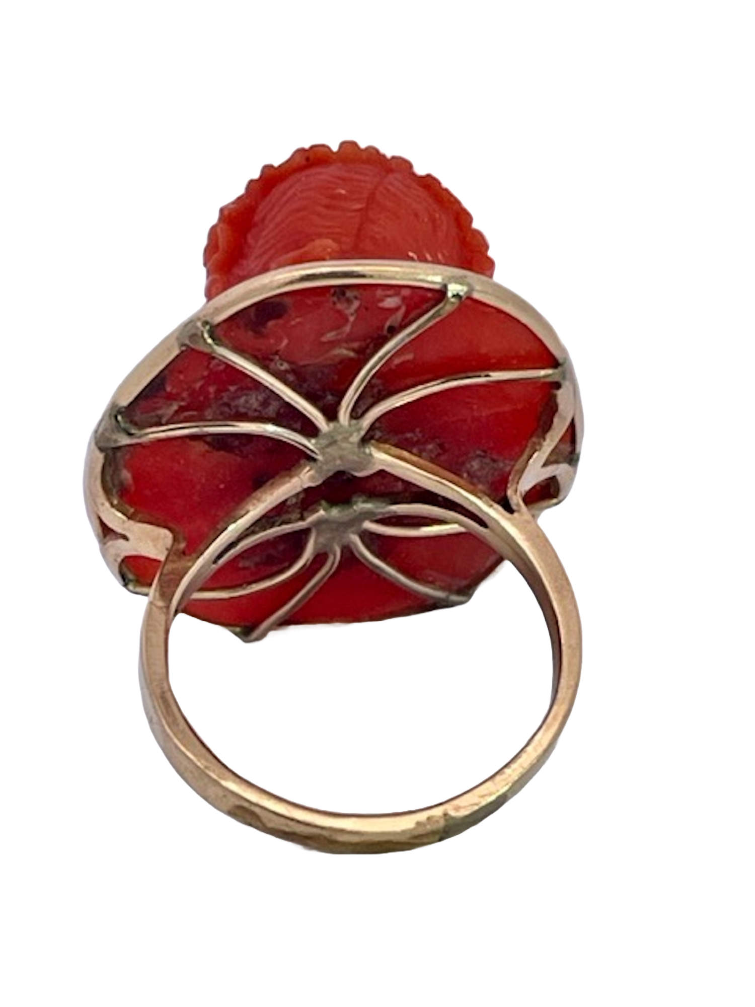 Vintage coral cameo ring