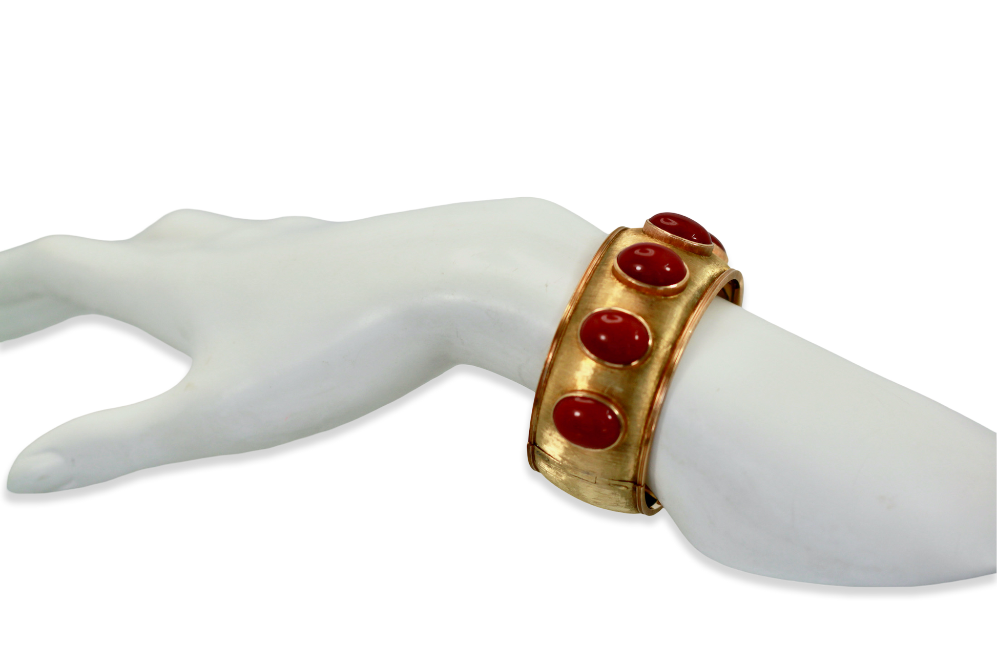 18K coral and gold bracelet