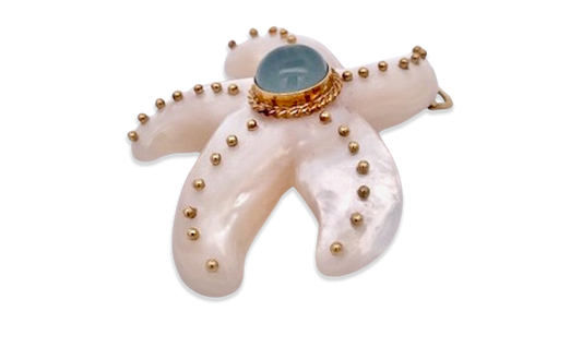 Maz gold starfish brooch