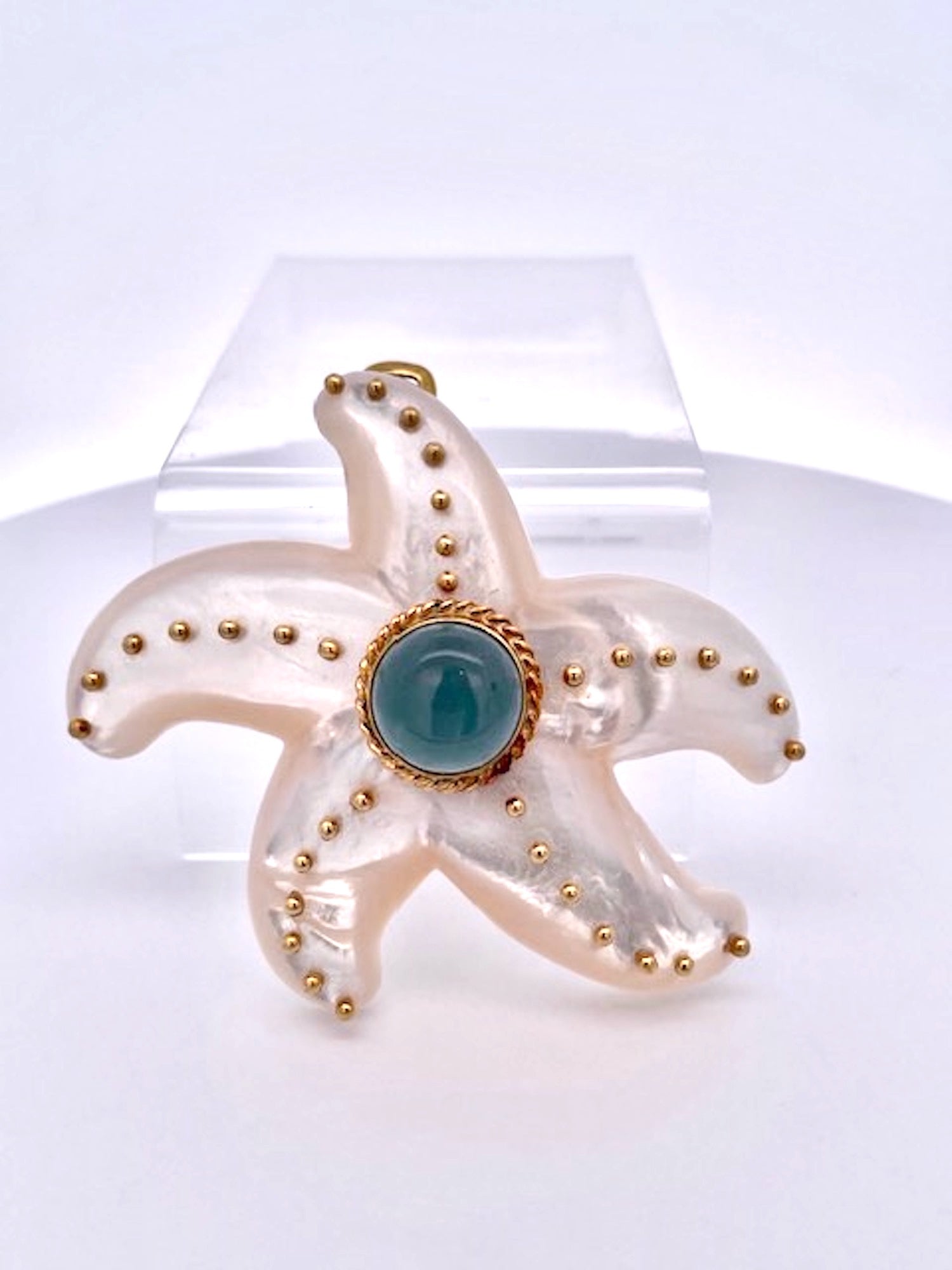 Maz 18K starfish pendant