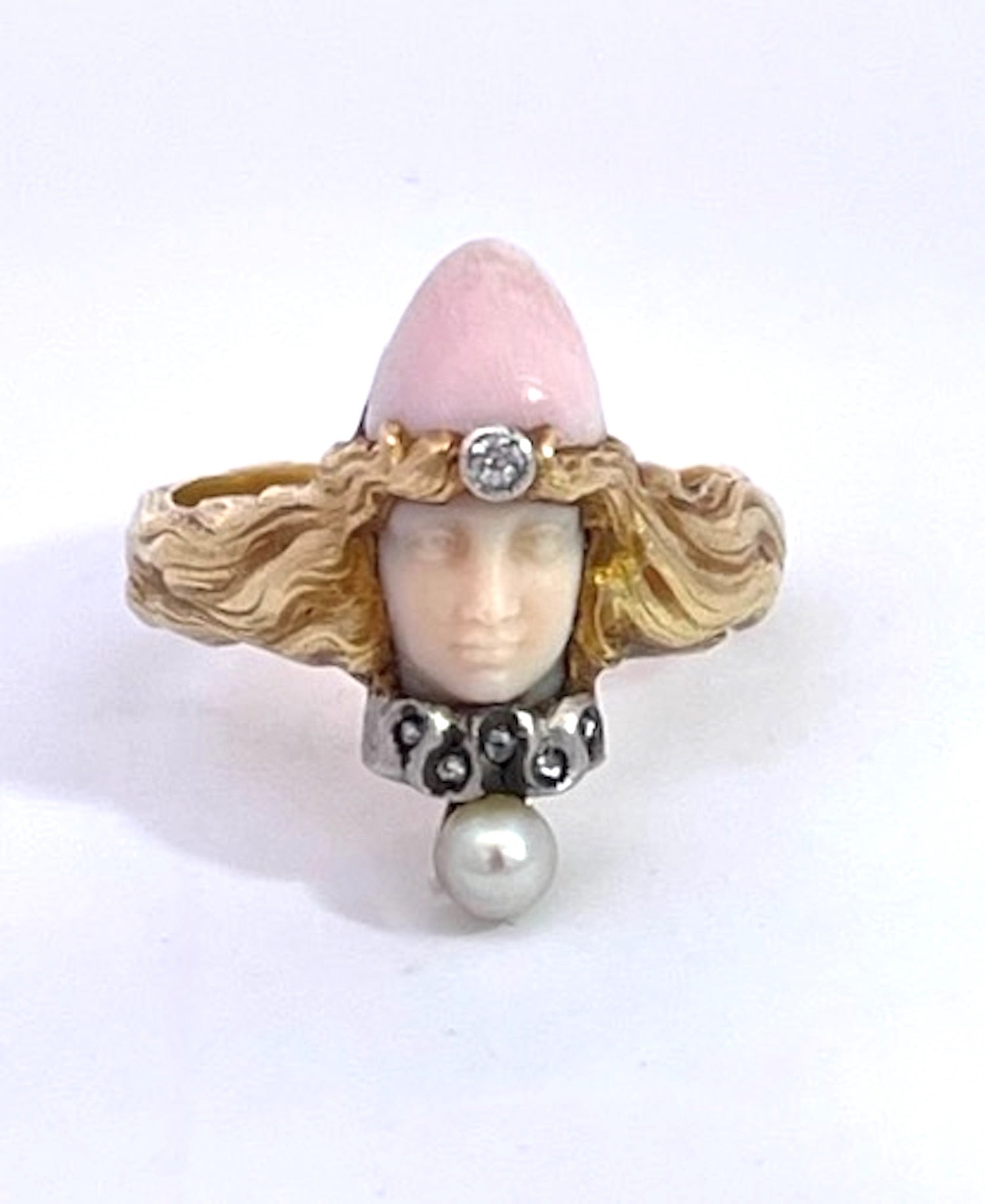 Unsigned Art Nouveau Coral Portrait Ring