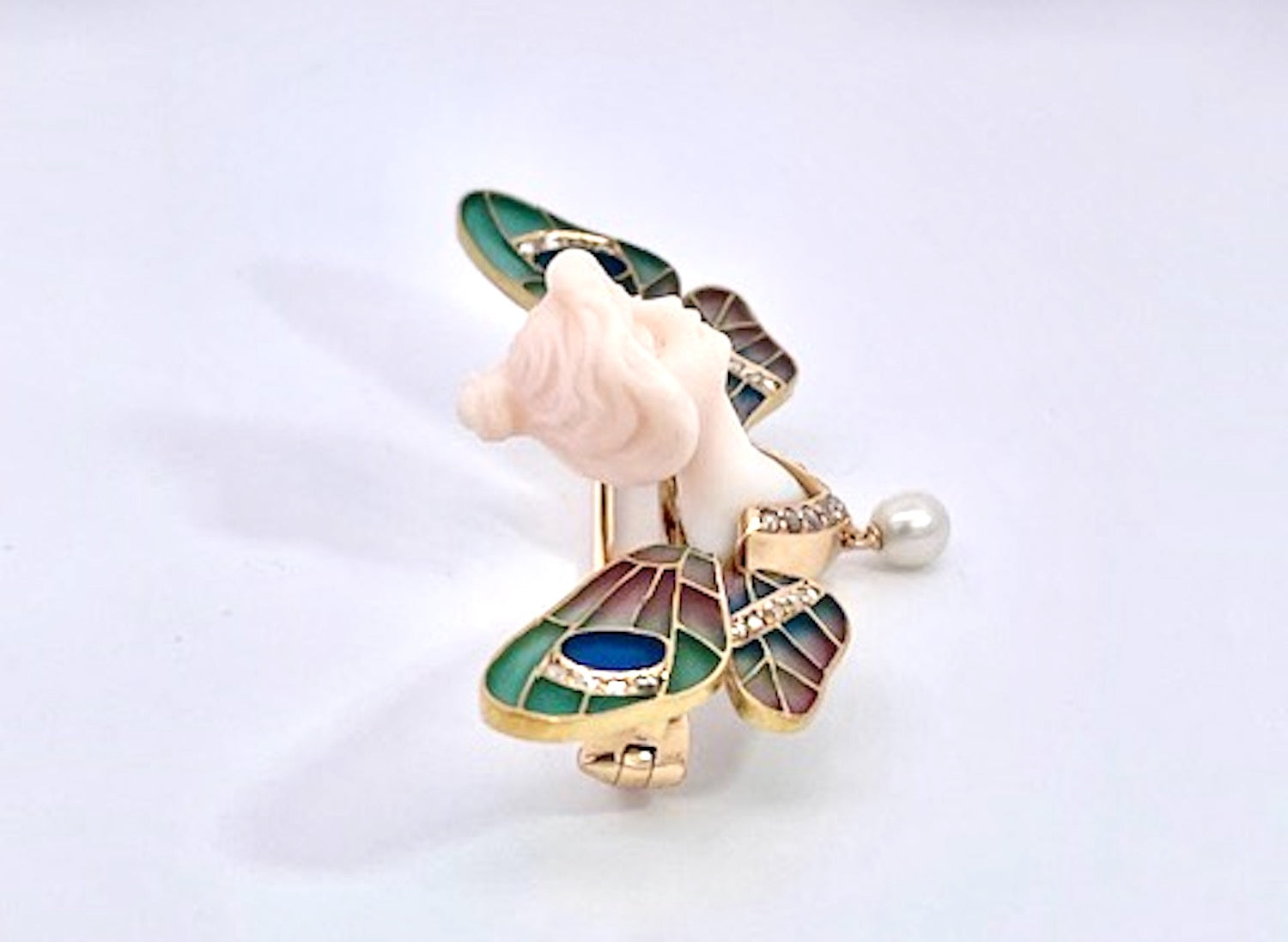 Art Nouveau Chalcedony Brooch