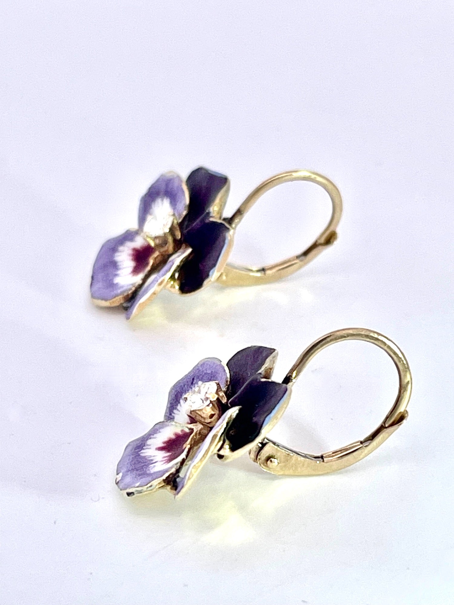 Gold Pansy Earrings with Diamond