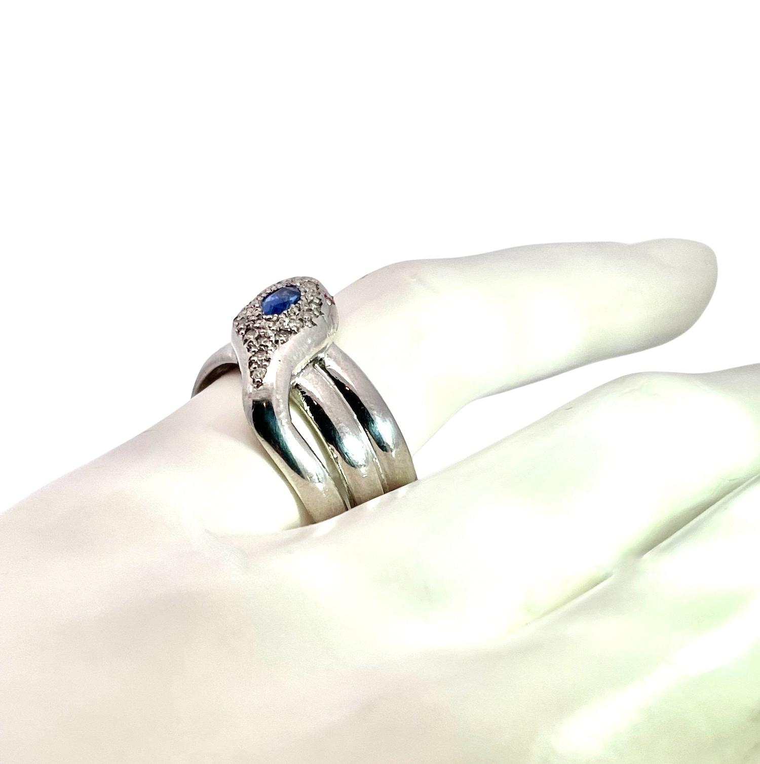 Tanzanite snake ring with ruby eyes