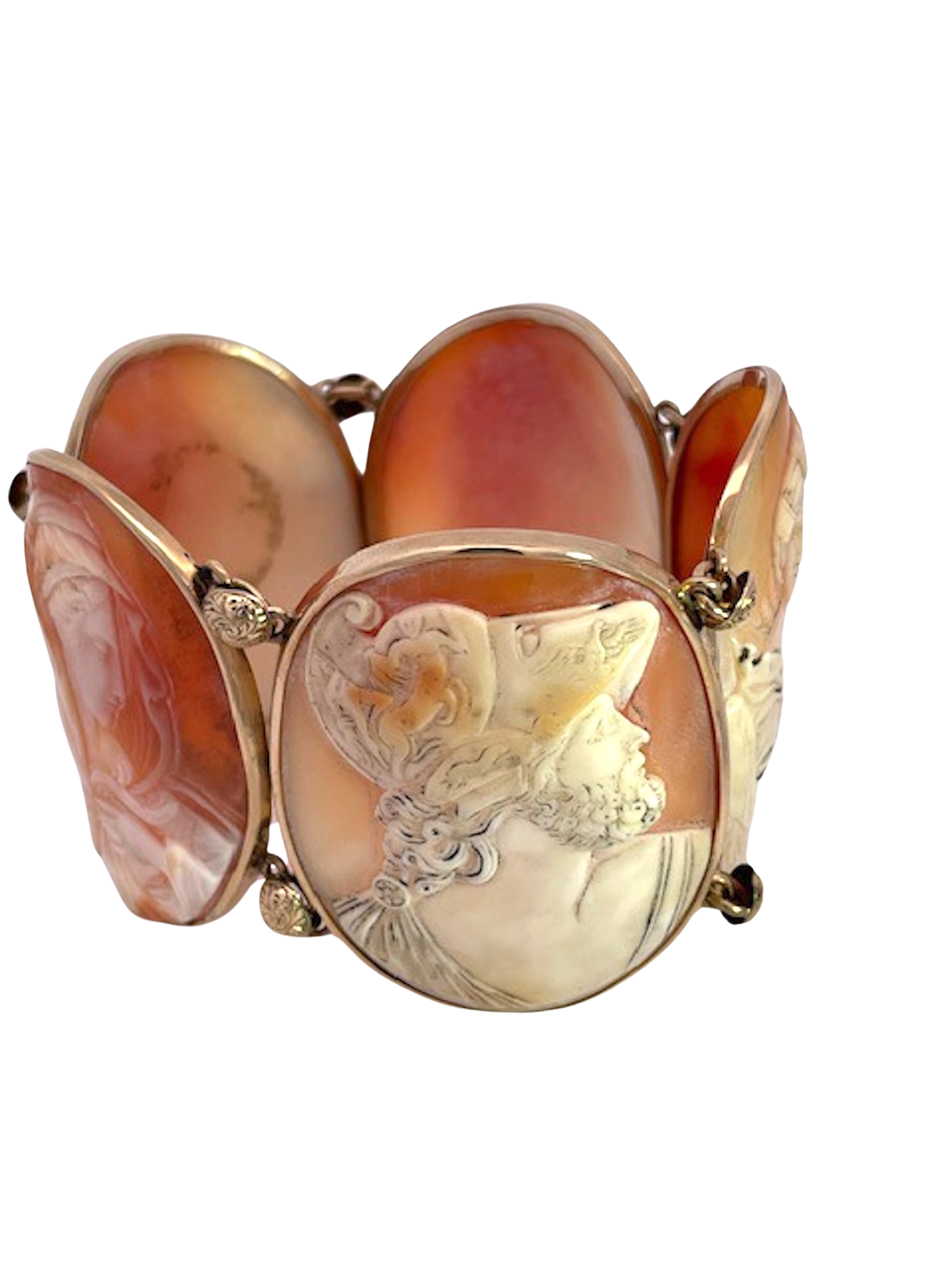 Decorative item with a face design 