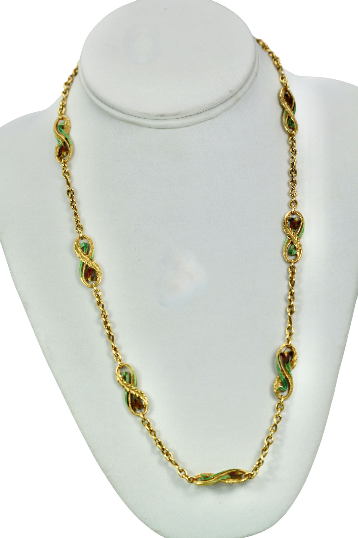 Masriera Pique a Jour Long Chain 18K