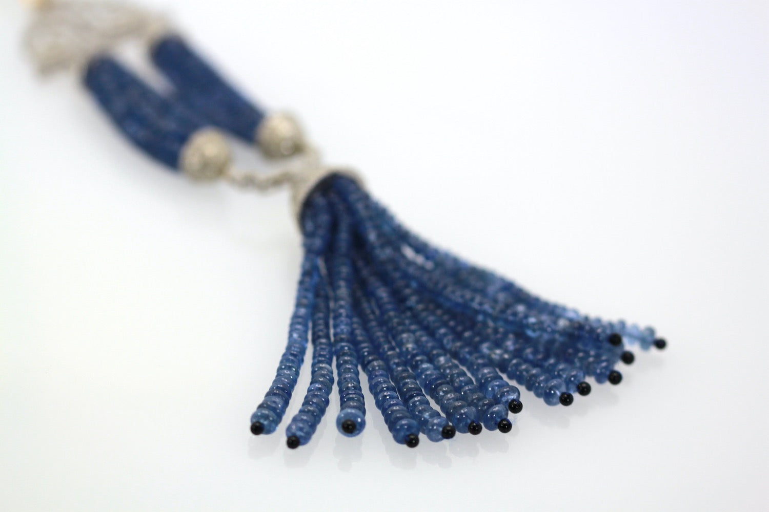 Sapphire beaded pendant necklace