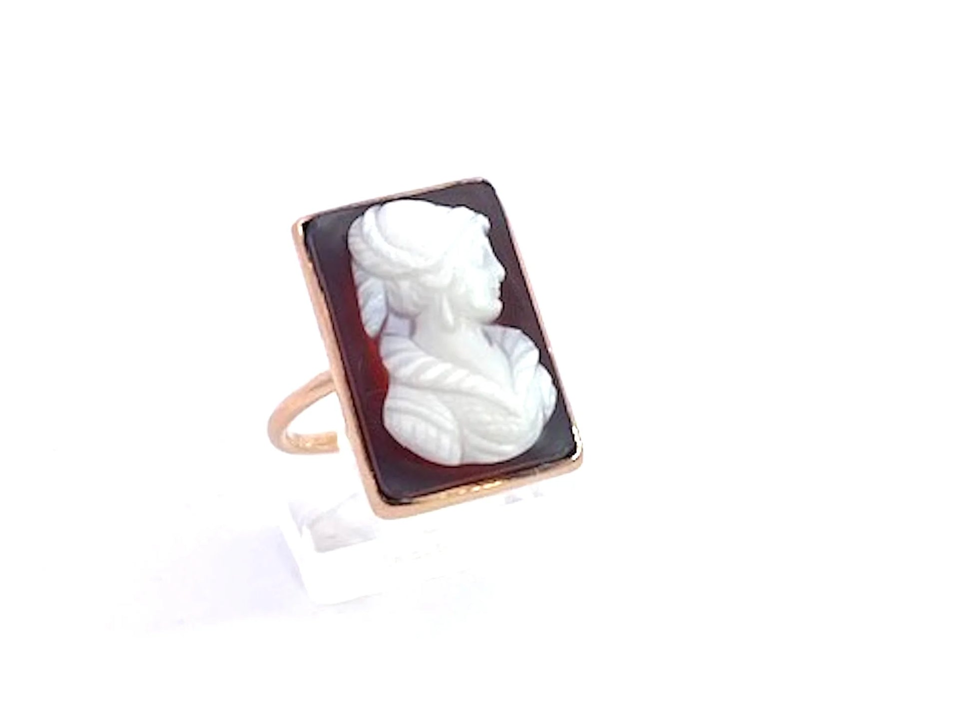 Hardstone Cameo Ring 14K Yellow Gold