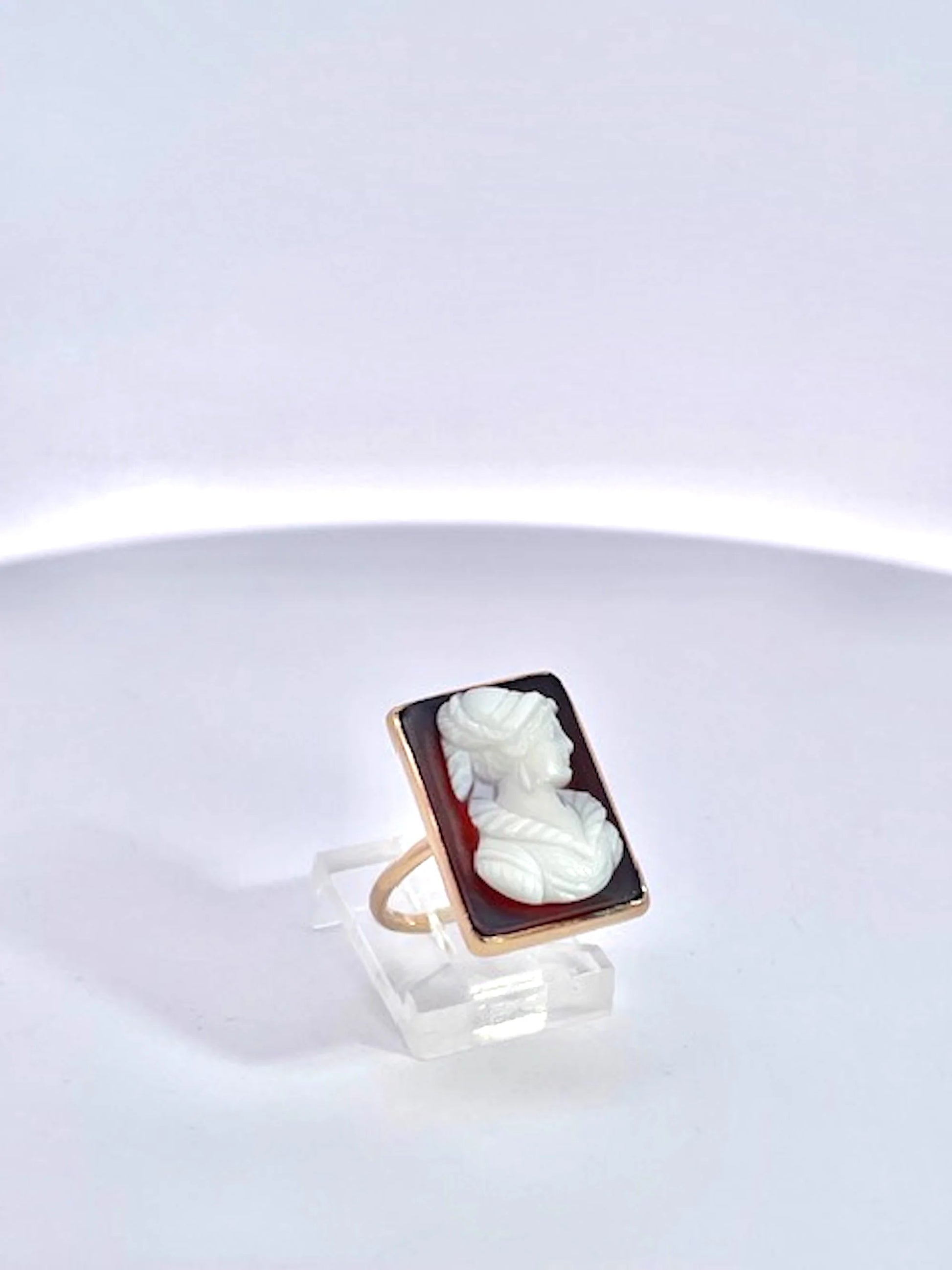 Hardstone Cameo Ring 14K Yellow Gold