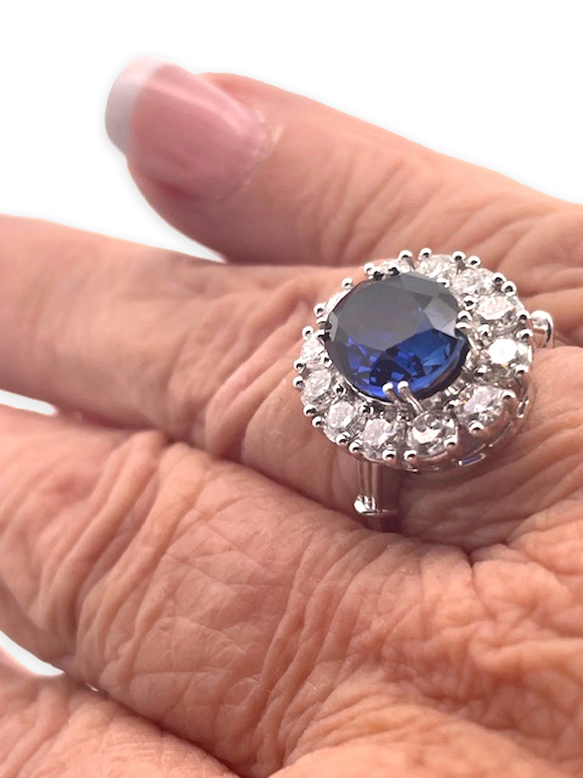 18K White Gold Deep Blue Sapphire Ring