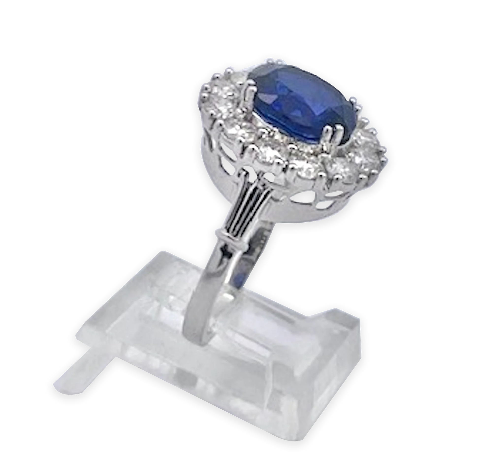 18K White Gold Deep Blue Sapphire Ring