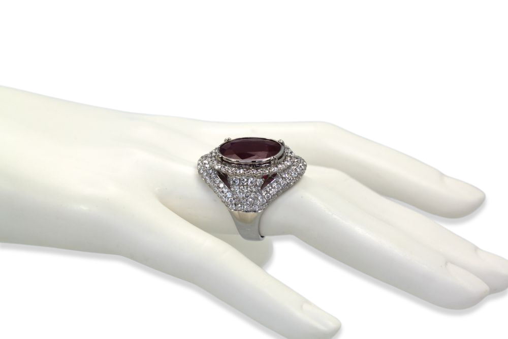 Ruby & Diamond Ring 18k White Gold