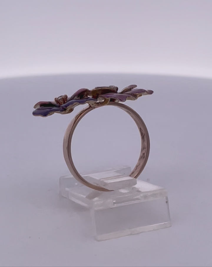 Antique 14K Yellow Gold Double Pansy Brooch with Diamonds, Circa 1960