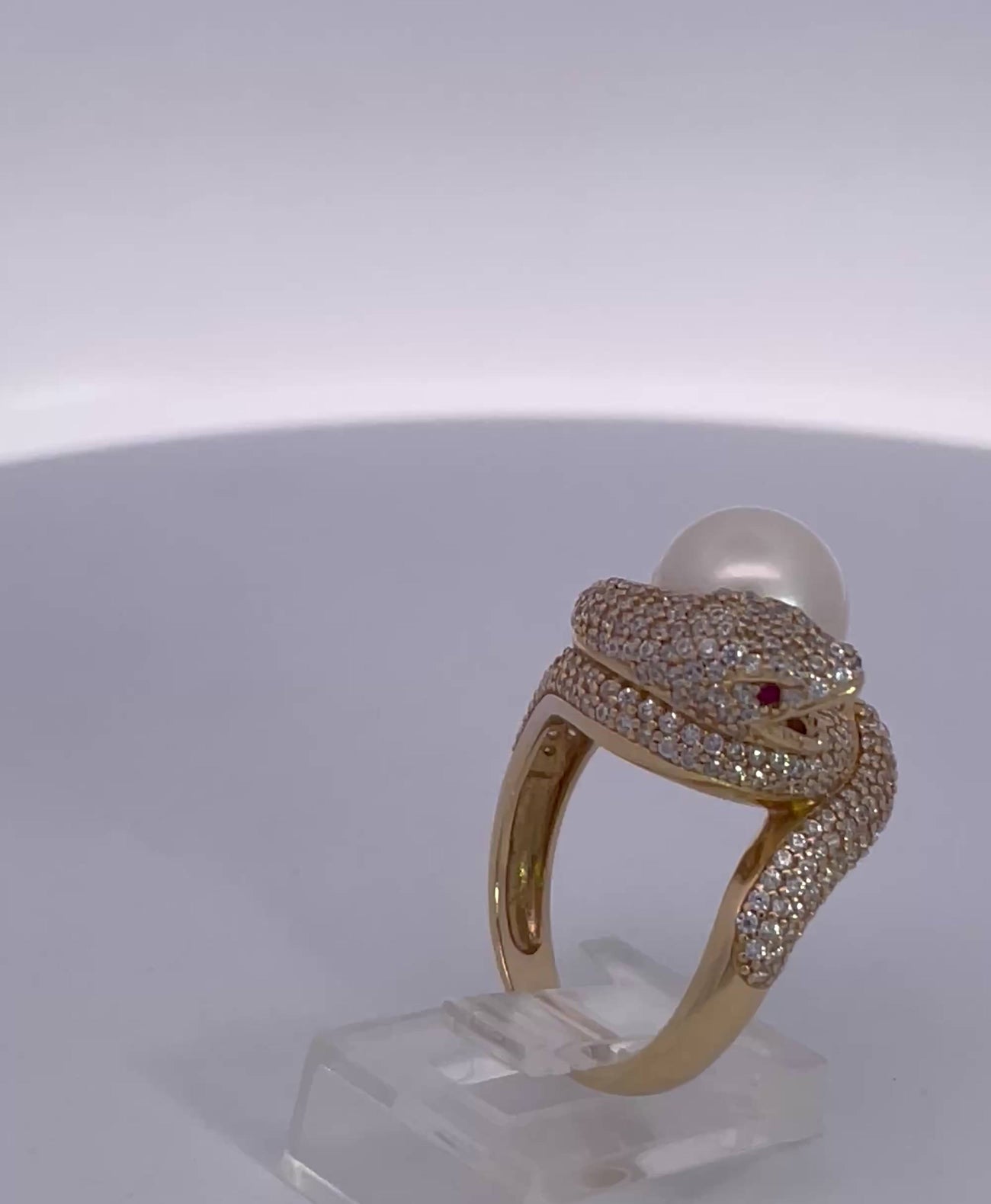 Pearl Diamond Snake ring