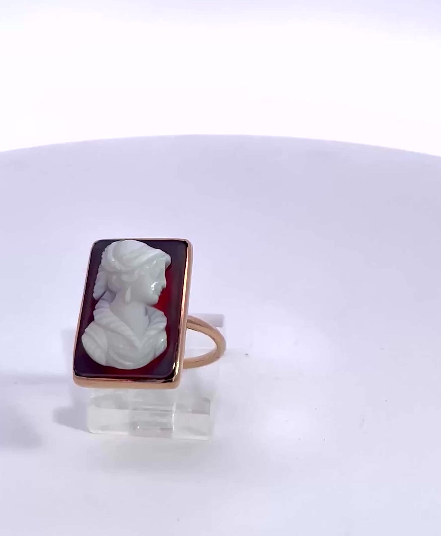 Hardstone Cameo Ring 14K Yellow Gold