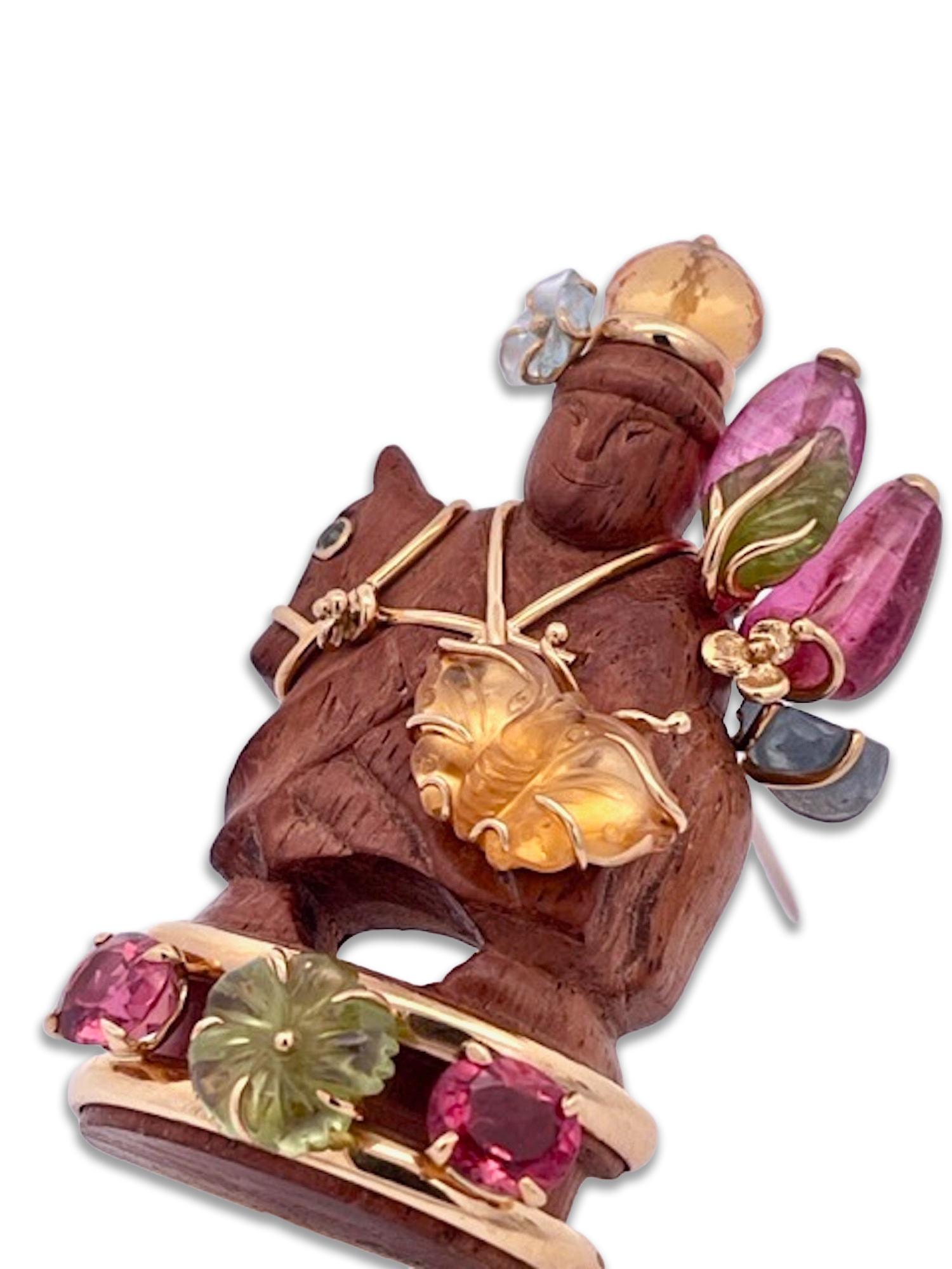 Seaman Schepps Chessman Brooch 18K - Detail View 1 | Cris Notti Jewels