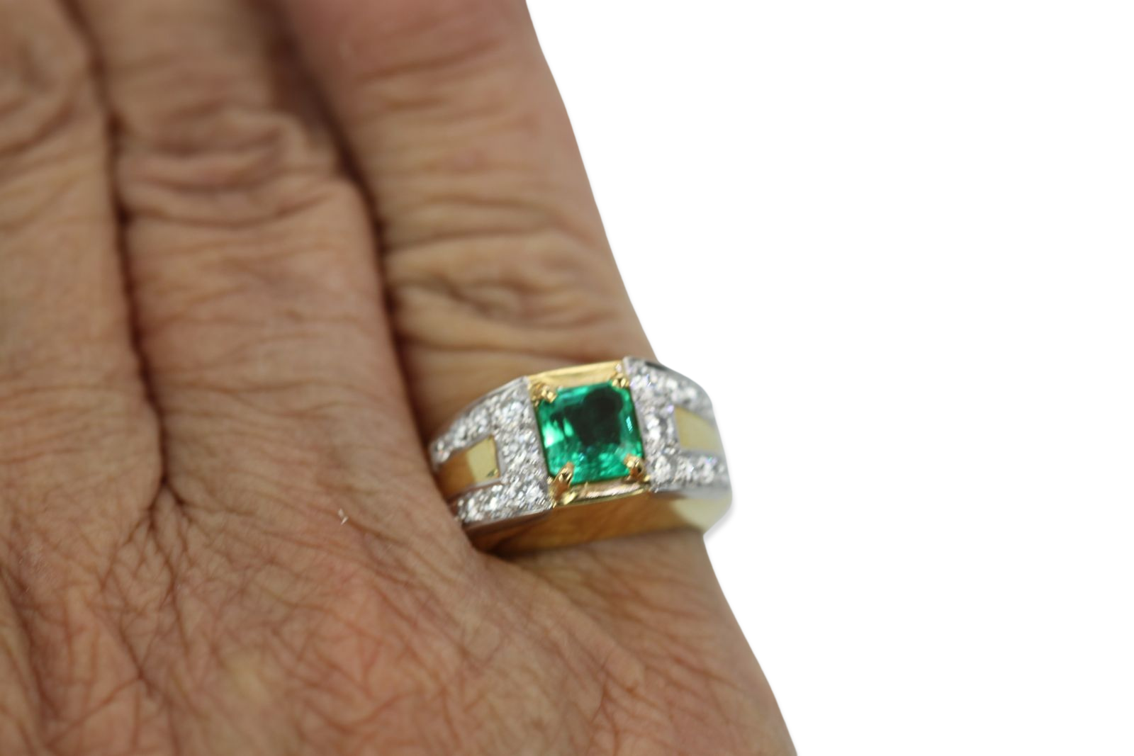 David Webb Emerald Diamond Ring - Detail View 8 | Cris Notti Jewels