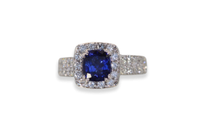 Burma Sapphire Ring with Diamond Surround 18k - Fine Estate & Vintage Jewelry | Cris Notti Jewels