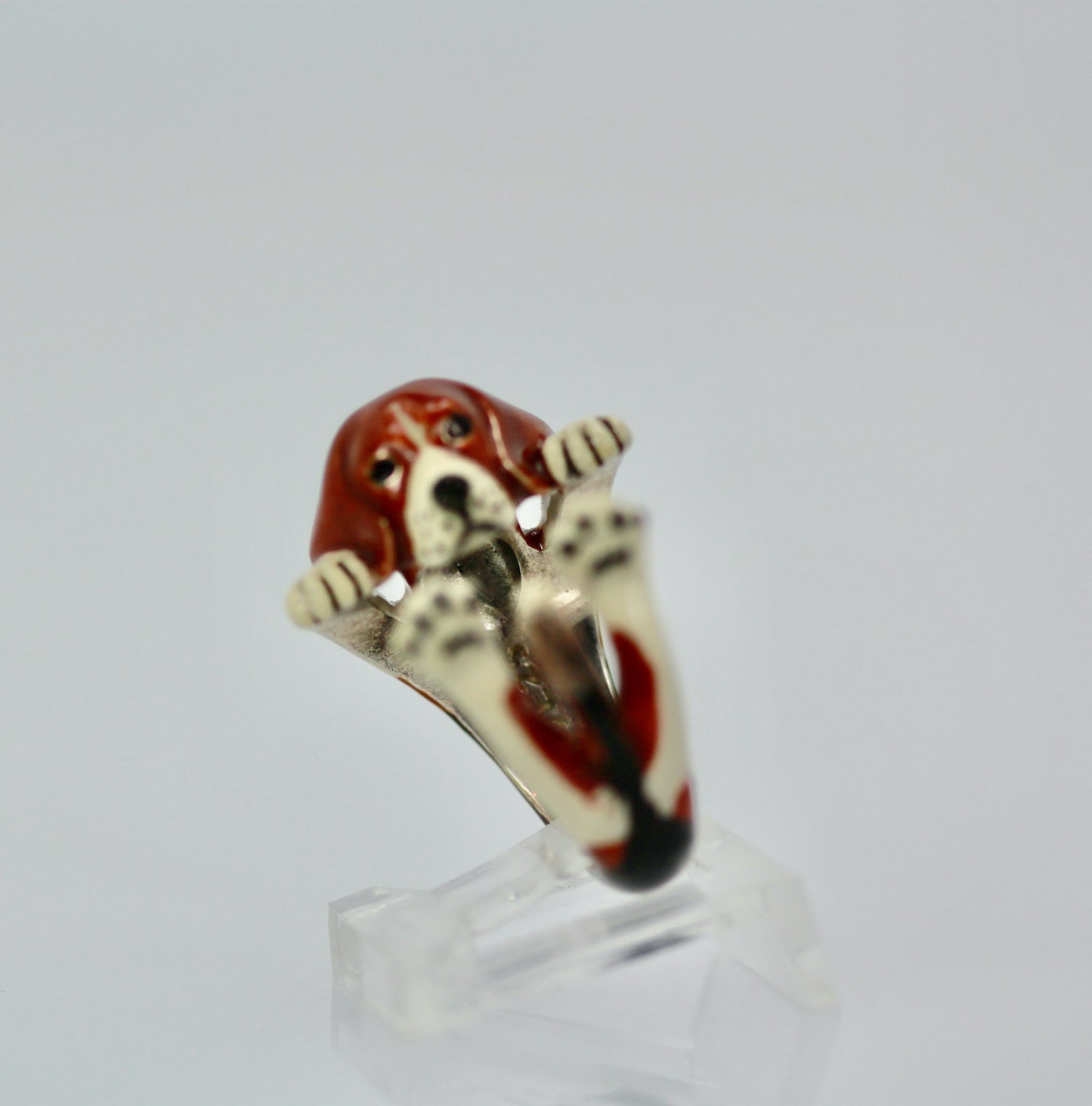 Enamel on Silver Ceramic Beagle Dog ring - Detail View 2 | Cris Notti Jewels