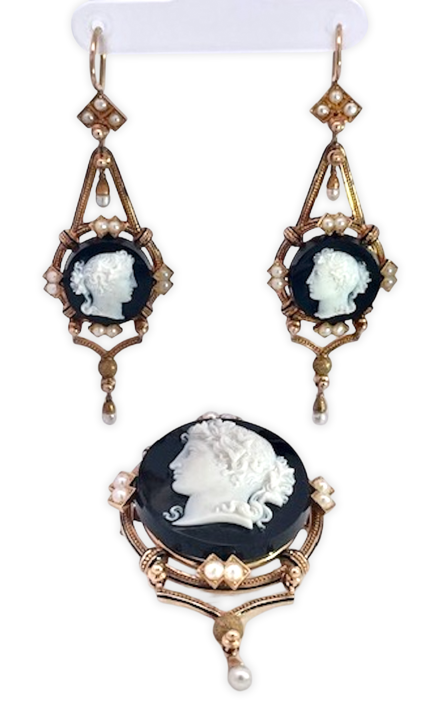 14K Sardonyx Cameo Split Pearl Brooch and matching Earrings - Detail View 1 | Cris Notti Jewels