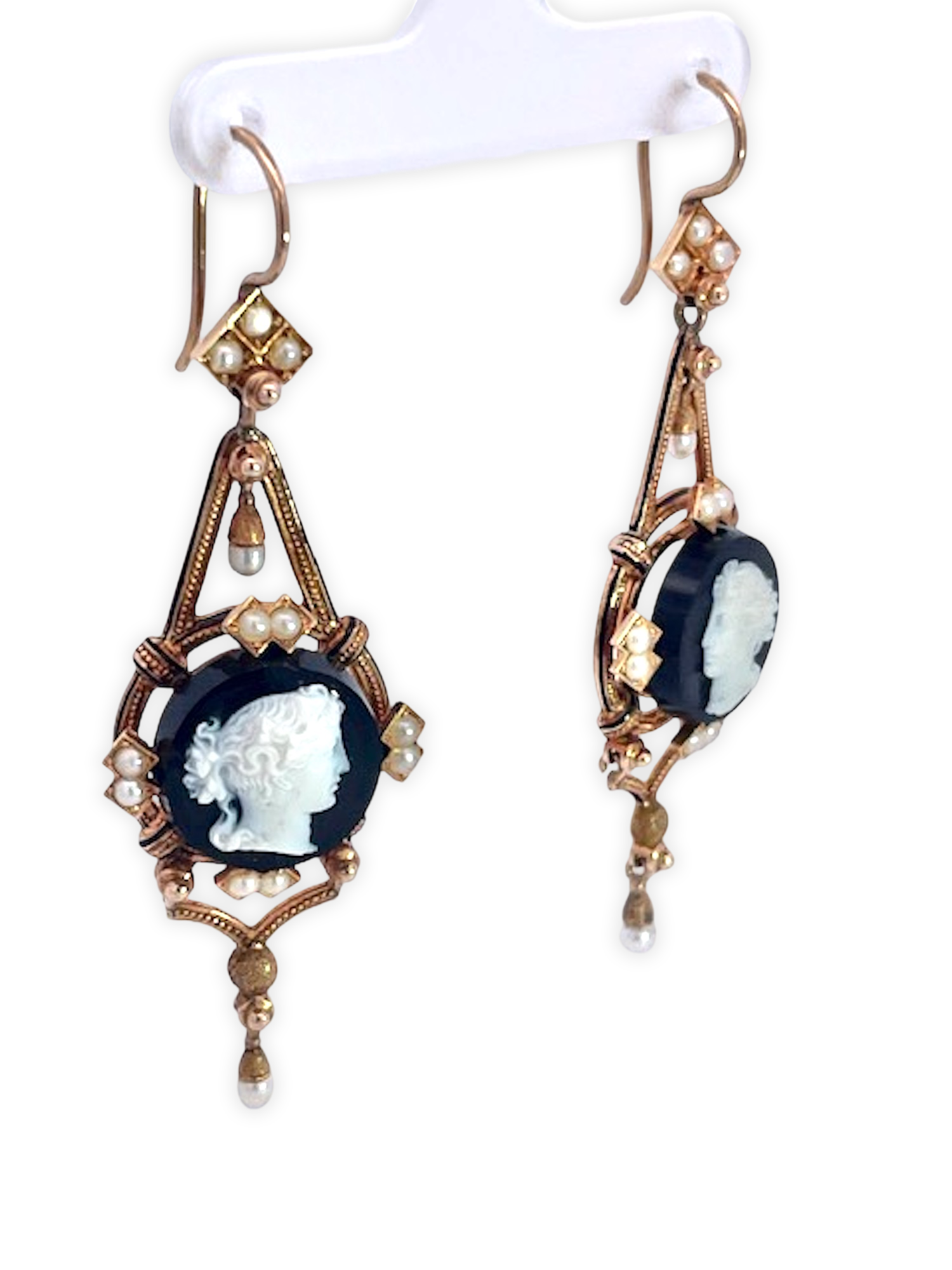 14K Sardonyx Cameo Split Pearl Brooch and matching Earrings - Detail View 7 | Cris Notti Jewels