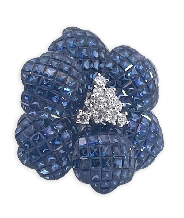 Huge Sapphire Diamond Flower Ring 18K - Fine Estate & Vintage Jewelry | Cris Notti Jewels