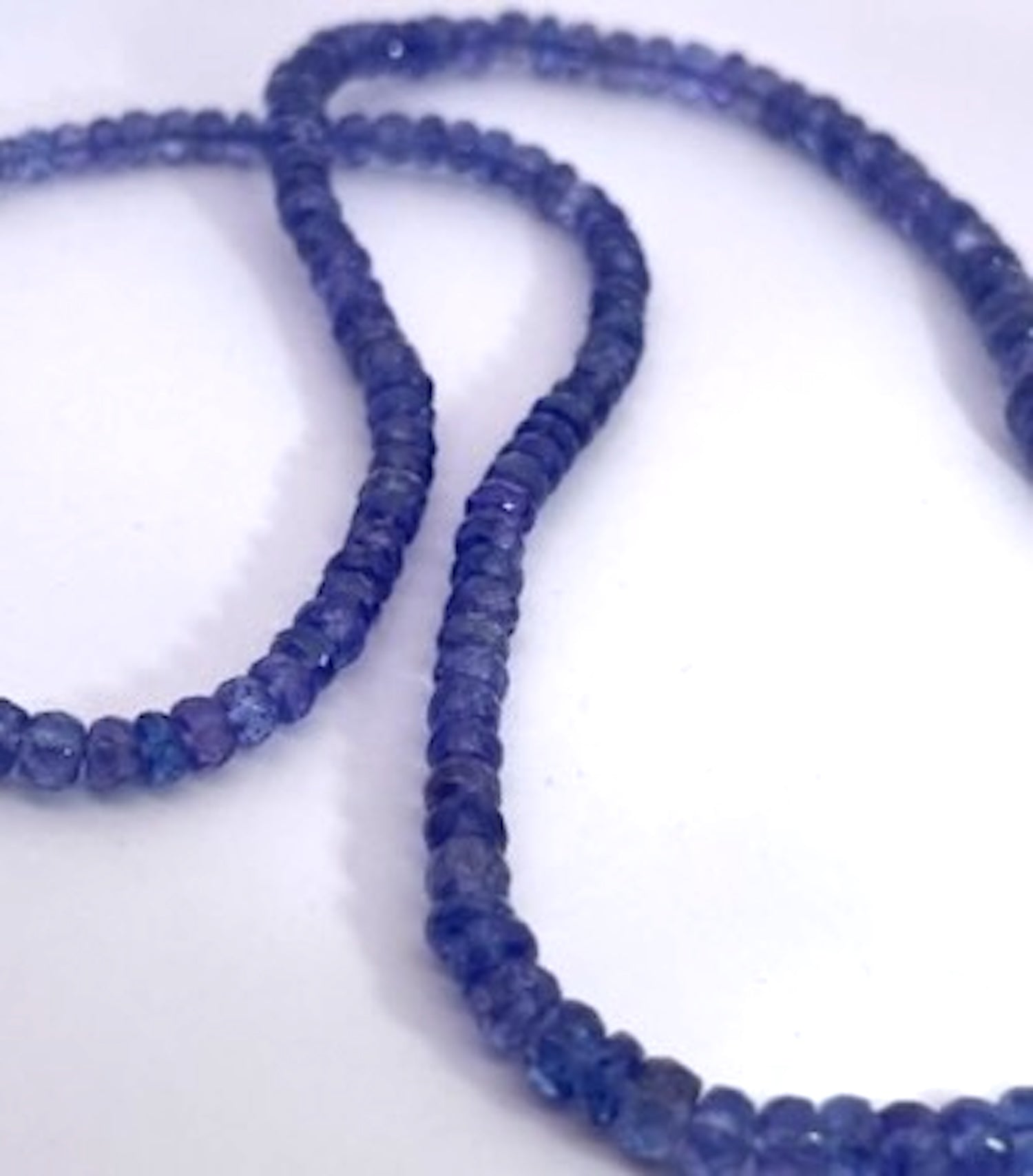 Tanzanite beads on chain silver - Detail View 2 | Cris Notti Jewels