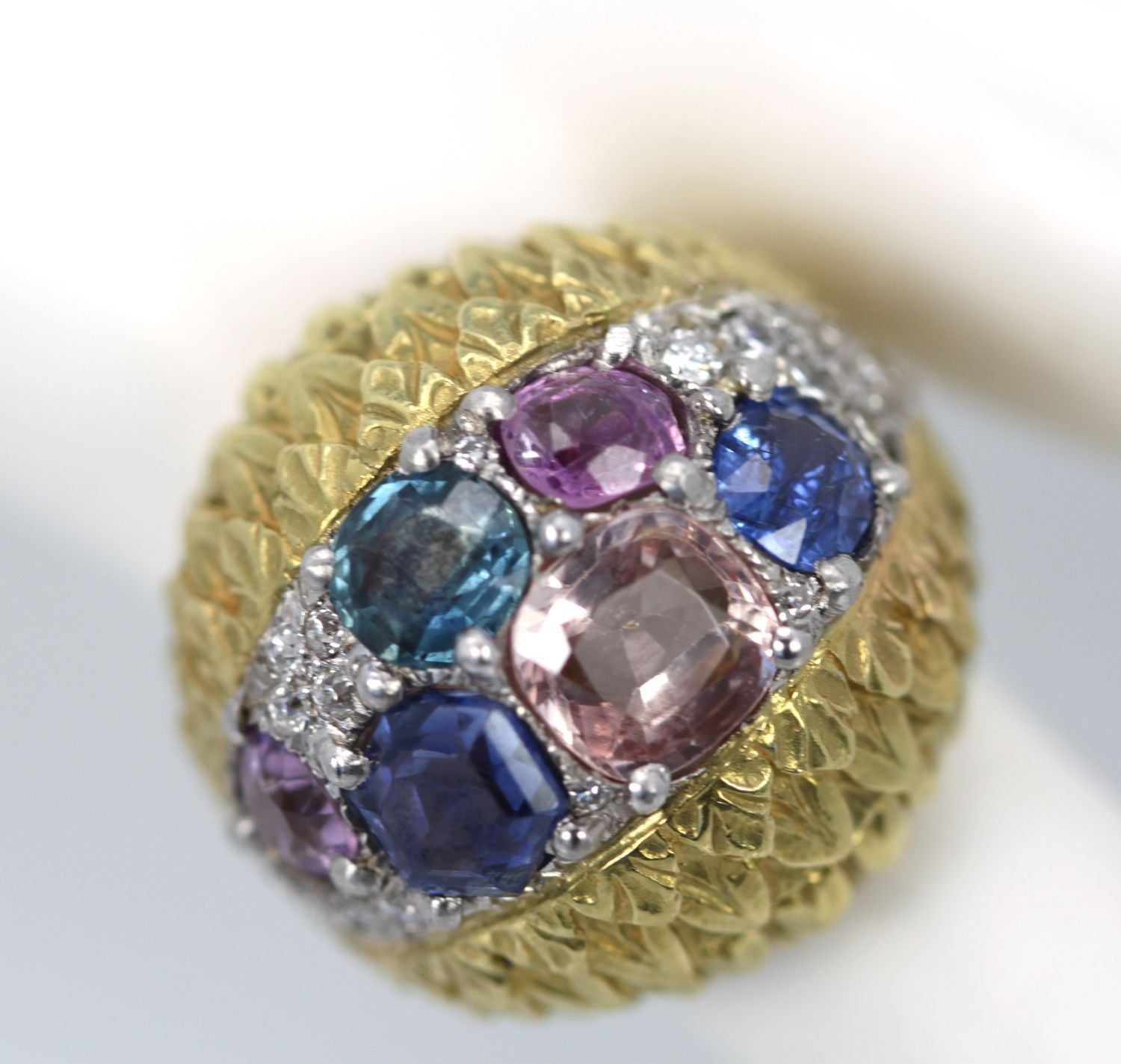 David Webb Fancy Sapphire Bombe Ring - Detail View 2 | Cris Notti Jewels