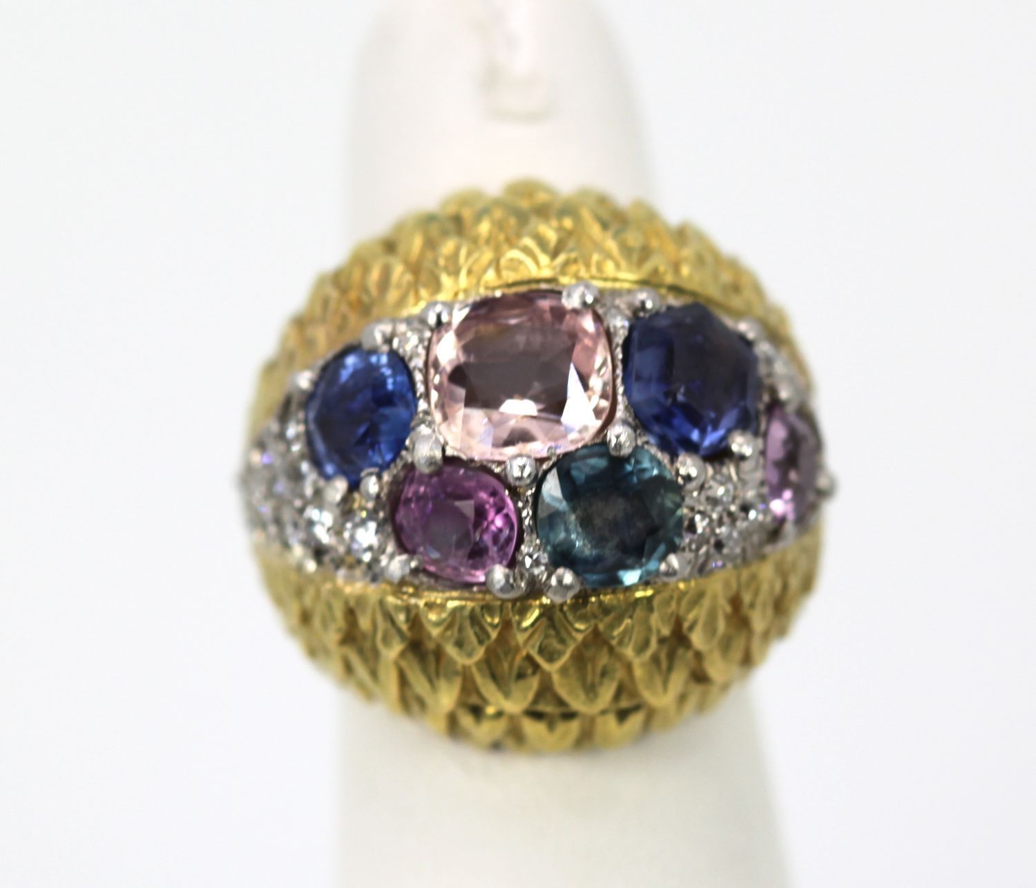 David Webb Fancy Sapphire Bombe Ring - Detail View 3 | Cris Notti Jewels