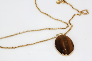 Vintage 18K Tiger's Eye Scarab Pendant - Fine Estate & Vintage Jewelry | Cris Notti Jewels